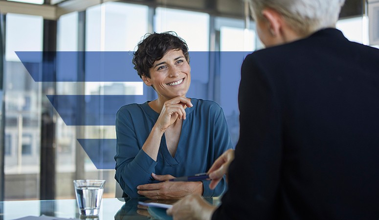 Beispielhafte Beratungssituation. Symbol für die Beratung bei der uniVersa Generalagentur Lützen
